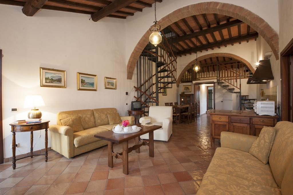 Agriturismo Ragoncino Lajatico Szoba fotó